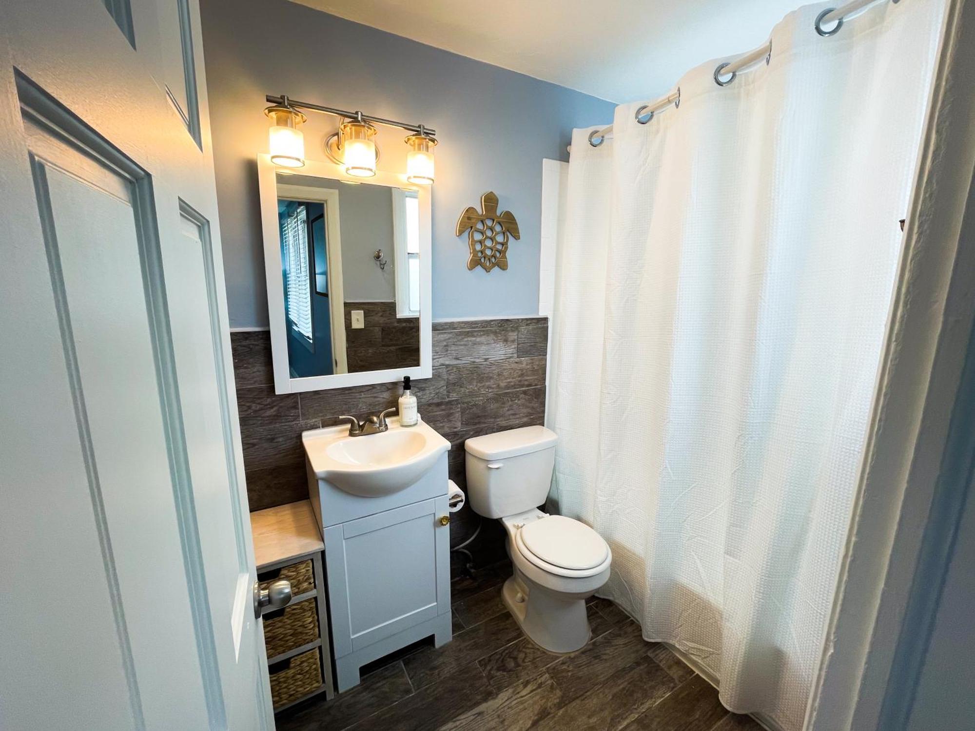 Walk To The Beach! Two Bedroom Unit In The Heart Of Jax Beach Jacksonville Beach Exterior photo